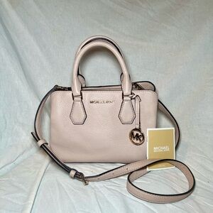 Michael Kors Leather Crossbody
Purse Light Mauve Pink
